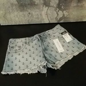 Mid Rise Shorts